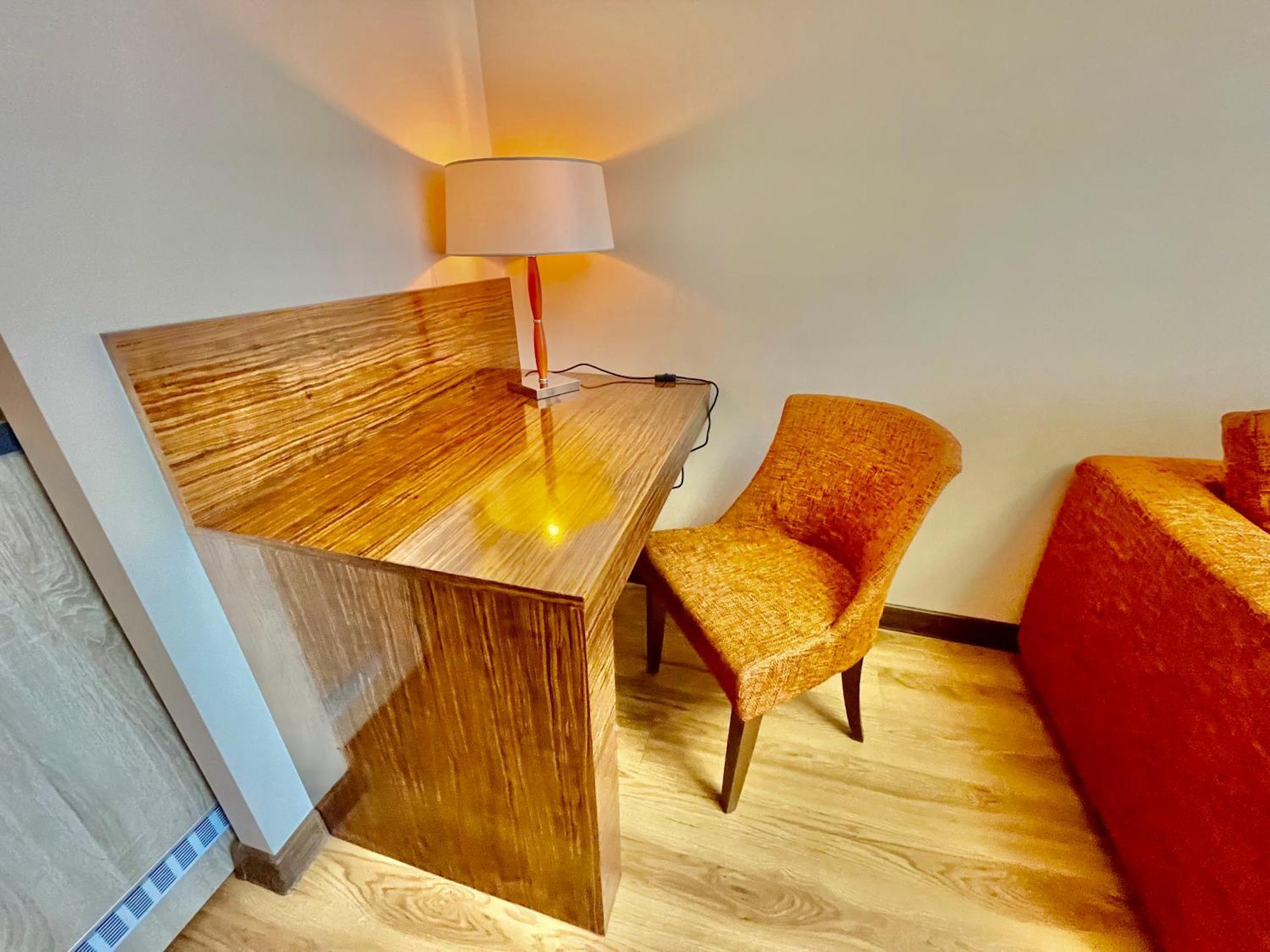 Royal Studio Apartment With A Perfect View - Yamaluxe Bucharest Exterior photo